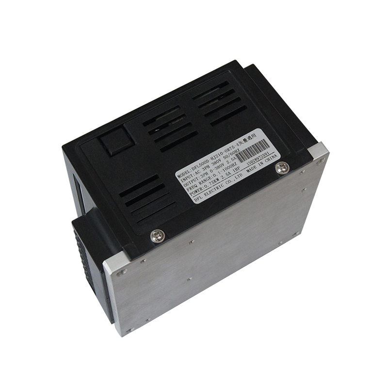 DFL500D通用變頻器，小體變頻器，變頻調(diào)速器，變頻器生產(chǎn)廠家